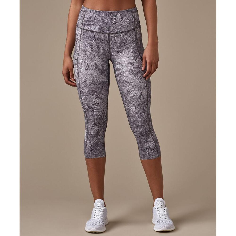 NEW Lululemon Fast & Free Crop 19" Gray White Floral High Waisted Leggings Sz 6